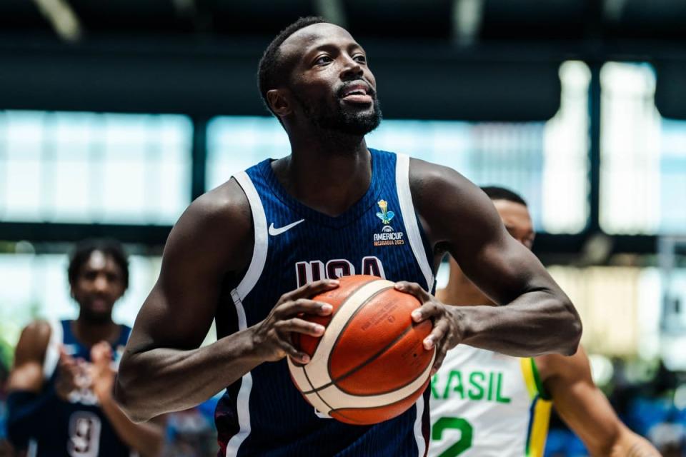 s加拿大男, 且巴西男篮 s加拿大男, 且巴西男篮