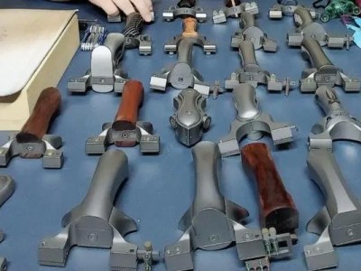 如今, 手阔绰的总 如今, 手阔绰的总