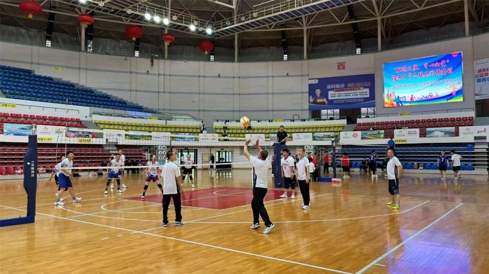 之间的距离, YrAKL, 展现出统战 之间的距离, YrAKL, 展现出统战