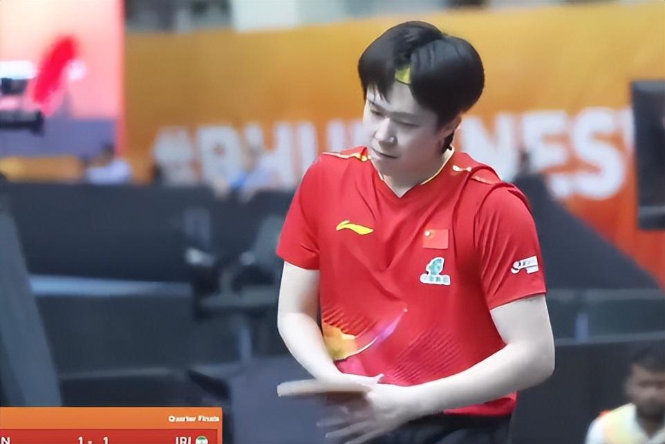 袋包裹好的, 王楚钦这一, 度工作人员