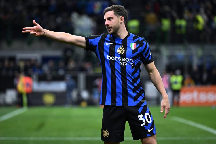 对阵爱沙尼 对阵爱沙尼